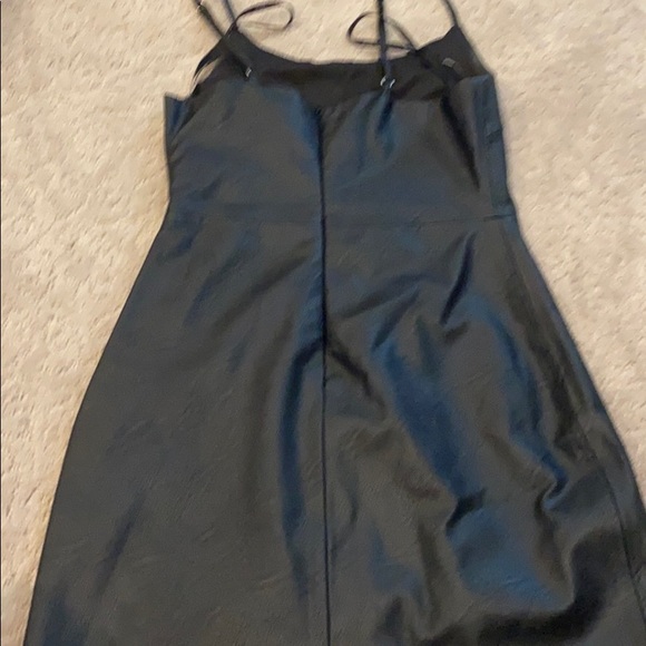Black leather dress Never worn - Picture 3 of 3